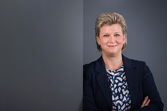 Portrait von Vorständin Nadja Koch-Schuffenhauer